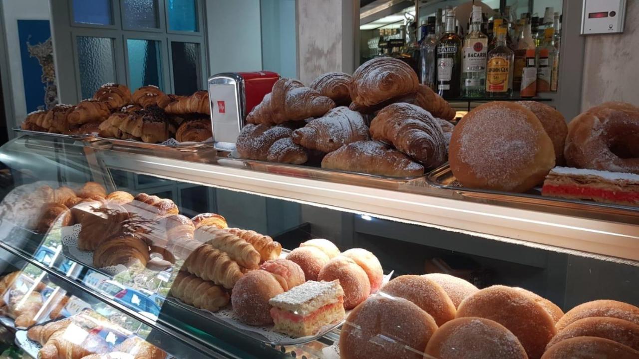 B&B Del Porto 보사마리나 외부 사진